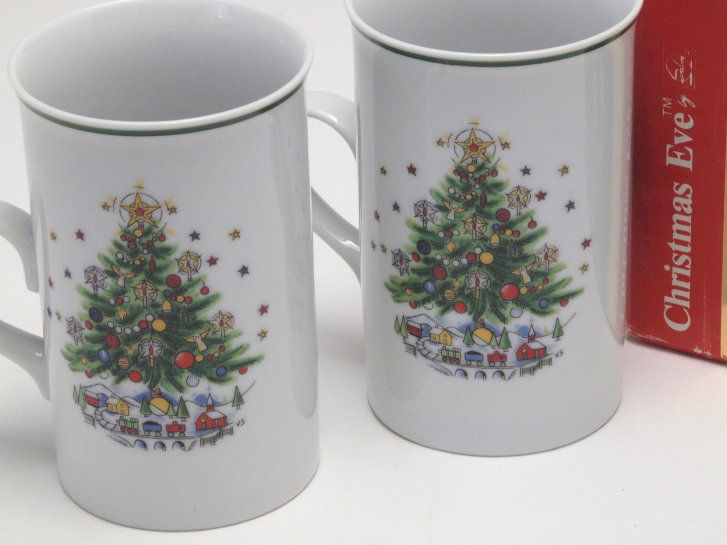 Christmas Tree Mug - Set of Four